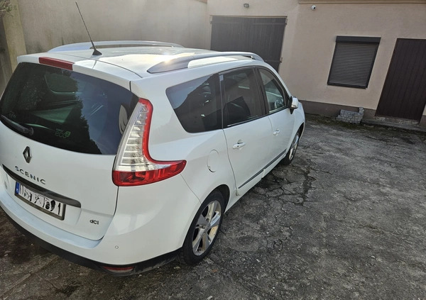 Renault Grand Scenic cena 31000 przebieg: 240000, rok produkcji 2015 z Pniewy małe 67